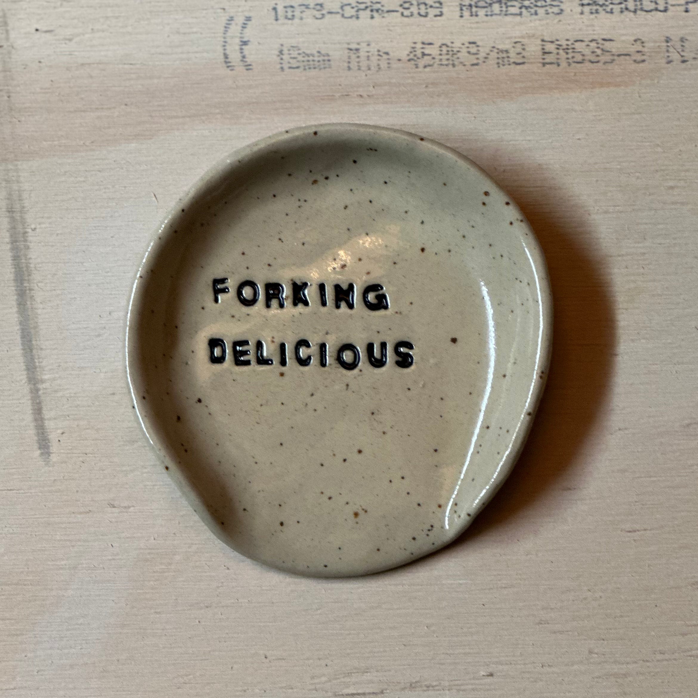 Kitchen Spoon Rests That Make You Smile
